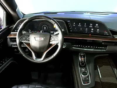 صورة 16 لـ 2022 Cadillac ESCALADE