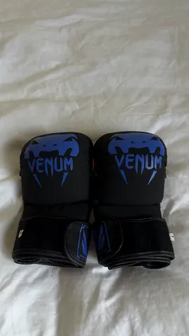 Boxing gloves