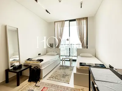 FULLY FURNISHED | HIGHER FLOOR | READY TO MOVE