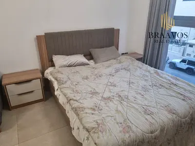 MULTIPLE CHEQUE | COZY | SPACIOUS