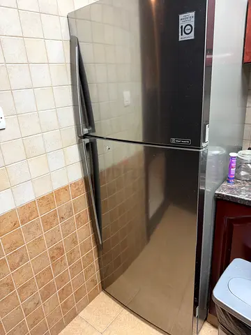LG refrigerator
