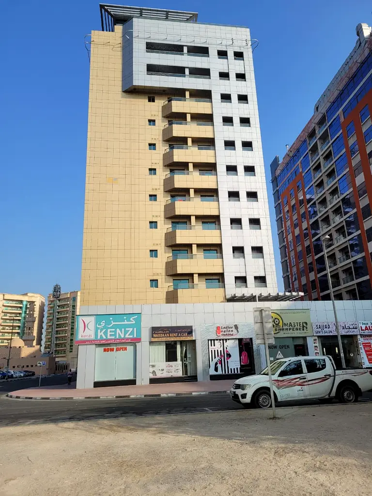 gallery-image