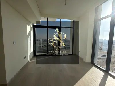 Affordable price | City with a Pool View l High Floor