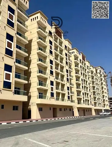 شقة غرفة وصالة بمطبخ مغلق في قرية الأميرة المرحلة 4 (C3) | أقساط 4,021 درهم | بدون رسوم تسجيل