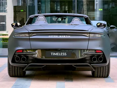 2020 Aston Martin DBS 照片 9