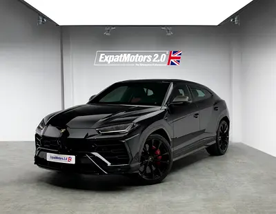 Full Lamborghini Service History • GCC Specs