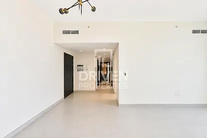 Near to Metro | Ready to Move in | New Building