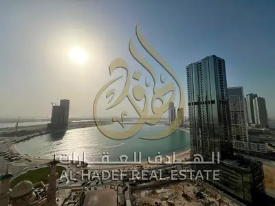 إطلالة بحر مفتوحة | خزائن مدمجة | غرفة تخزين | صالة واسعة | مساحة واسعة | تكييف مجاني | موقف مجاني | جيم ومسبح مجاني