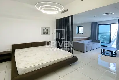 Huge Layout | Fully Furnished | Ready to Move In