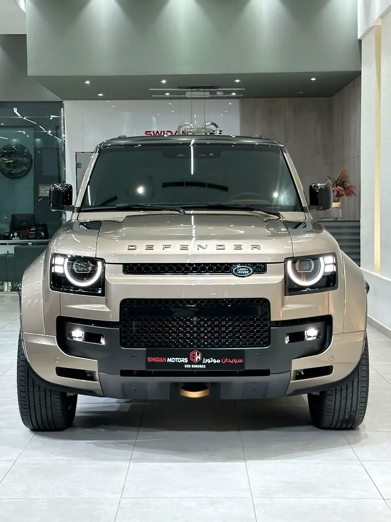 Land Rover Defender 2026
