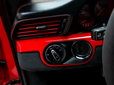 2018 Porsche 911 thumbnail 14