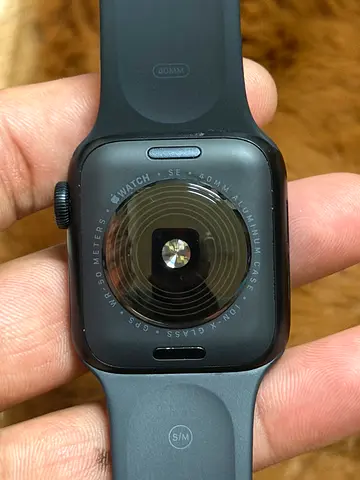 Apple Watch SE (GPS) (2nd Generation)