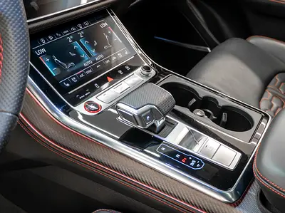 2024 AUDI RS Q8 照片 12
