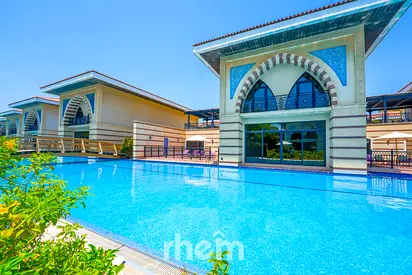 4BR Villa | Luxurious Living | Stunning Amenities