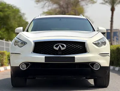2015 Infiniti QX70 照片 2