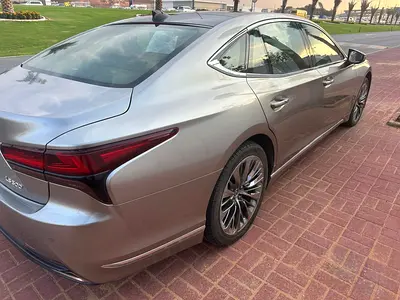 صورة 9 لـ 2022 Lexus LS-SERIES