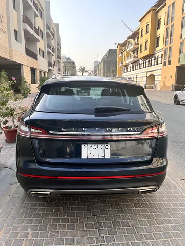 2022 Lincoln NAUTILUS 照片 3