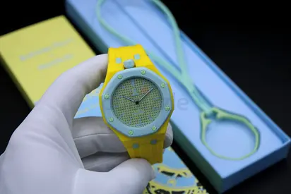 AP Swatch gray yellow