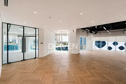 Premium Waterfront Office | Immediate Occupancy