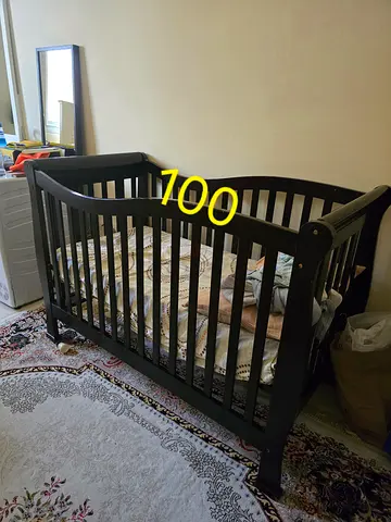 Baby crib