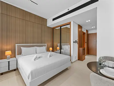 Exclusive Studio in Trillionaire | Private Jacuzzi | Sauna & Steam | All Bills Included