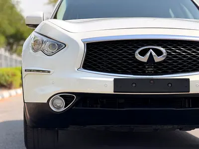 2015 Infiniti QX70 照片 3