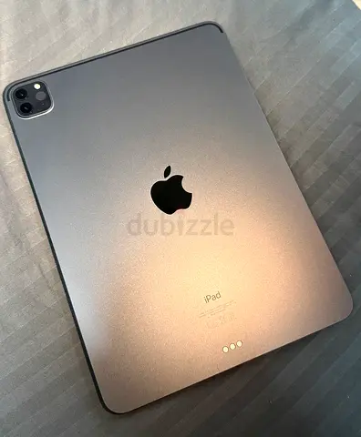 Apple iPad Pro 11” (3rd Gen) 256GB Wi-Fi – Original – Mint Condition – Read Description screen crack