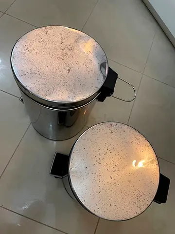 2 x TRUSH BINS ROUND PEDALS