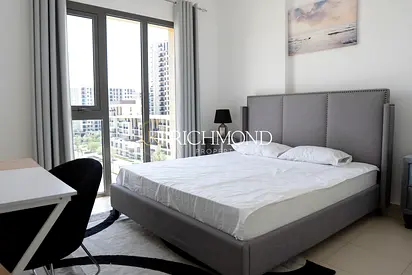 Furnished Living | Vacant | 12 Cheques