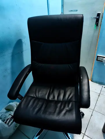 Office Chair Al Karama location