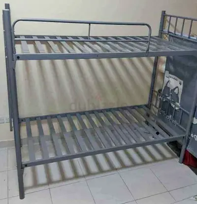 Aglo used bunkers beds