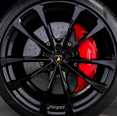 2019 Lamborghini URUS 缩略图 18