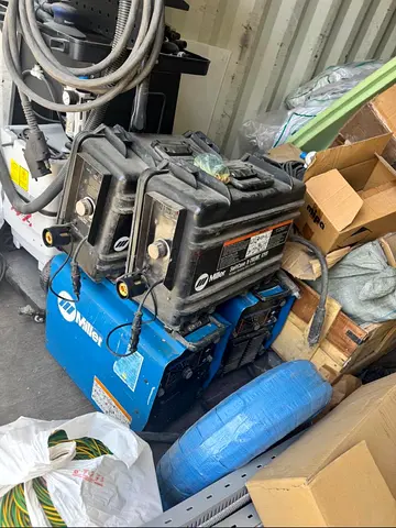 Miller Xmt 425/400 with miler 12vs Wirefeeder