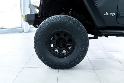 صورة 8 لـ 2020 JEEP GLADIATOR