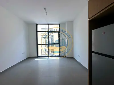 Brand new Studio with kitchen appliances just 34k