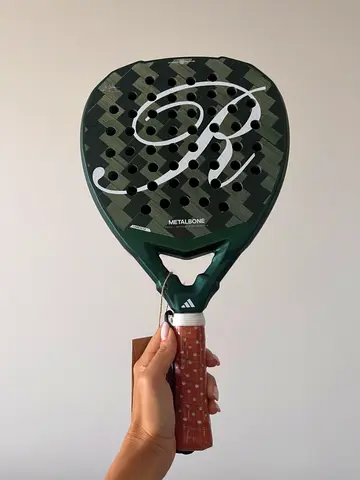 Padel Metalbone Reserve racket