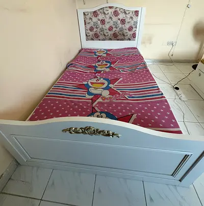Kids bed with mattress