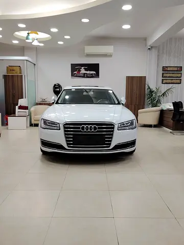 2016 AUDI A8 缩略图 2