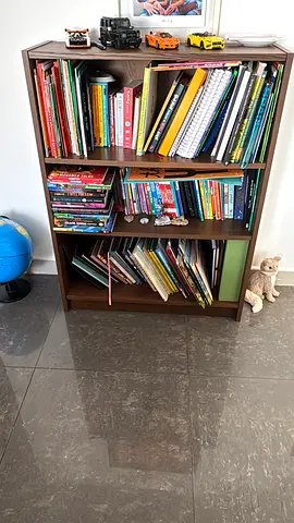Books cabinet