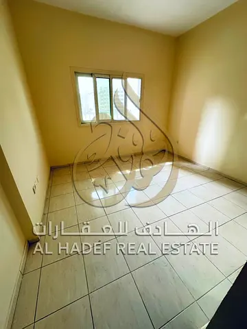 فرصة سكنية مميزة في الخان استمتع بالسكن في واحدة من أكثر المناطق طلباً في الشارقة، مع شقة عائلية في موقع مميز قريب من كورنيش الخان وجميع الخدمات،