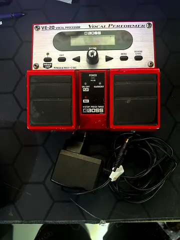 Boss VE-20 Vocal Performer Effects Processor (Vocal / Guitar Stompbox)