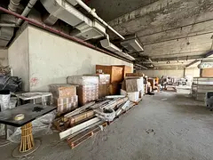Shop Available | Spacious & High Ceiling | Semi-Fitted