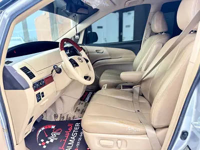 صورة 8 لـ 2017 Toyota PREVIA