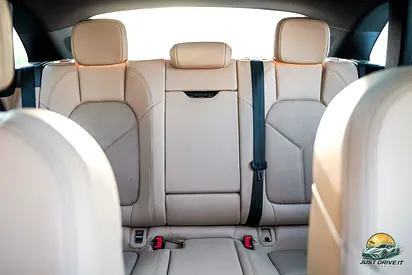 Porsche Macan Standard, миниатюра 20