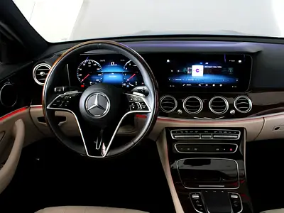 Mercedes-Benz E-Class E 300, миниатюра 15