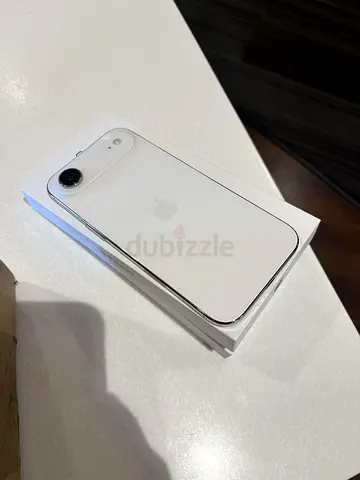 I phone 17 air. 256gb. With apple care plus
