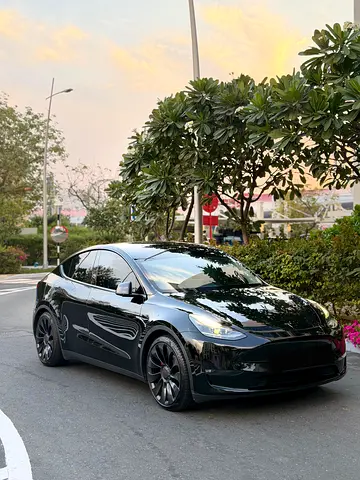 2024 Tesla Model Y Standard GCC Specs - Pristine Condition