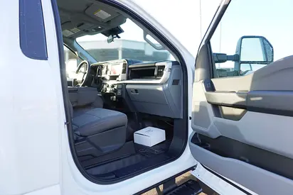 صورة 12 لـ 2026 FORD F-550