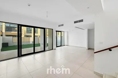 Bright | Vacant | Peaceful Community Living
