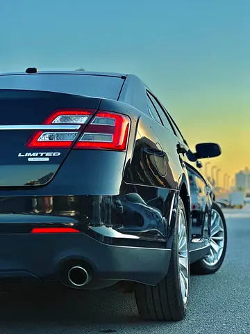 2015 FORD TAURUS 照片 2